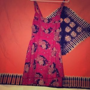 Flowy dress flower print low back